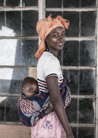 Mutter und Kind in Sierra Leone. Foto: Masja Stolk